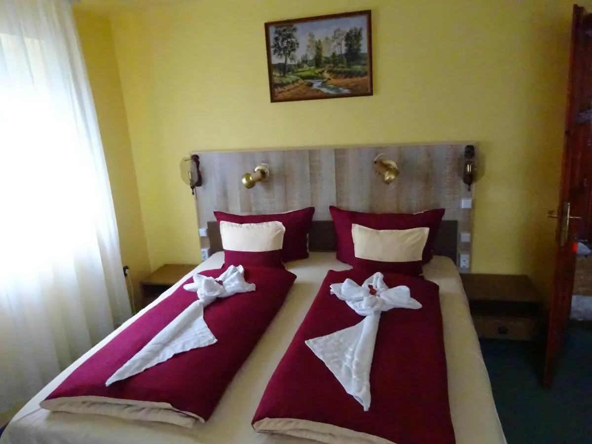 Thomas Apartman Eger Hungary